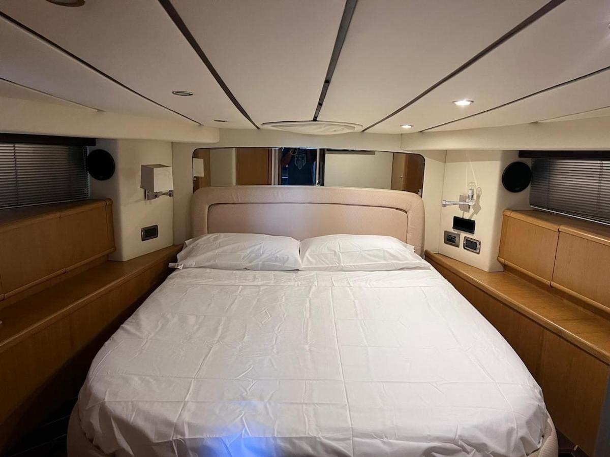 Hotel en barco Urus - Live The Experience