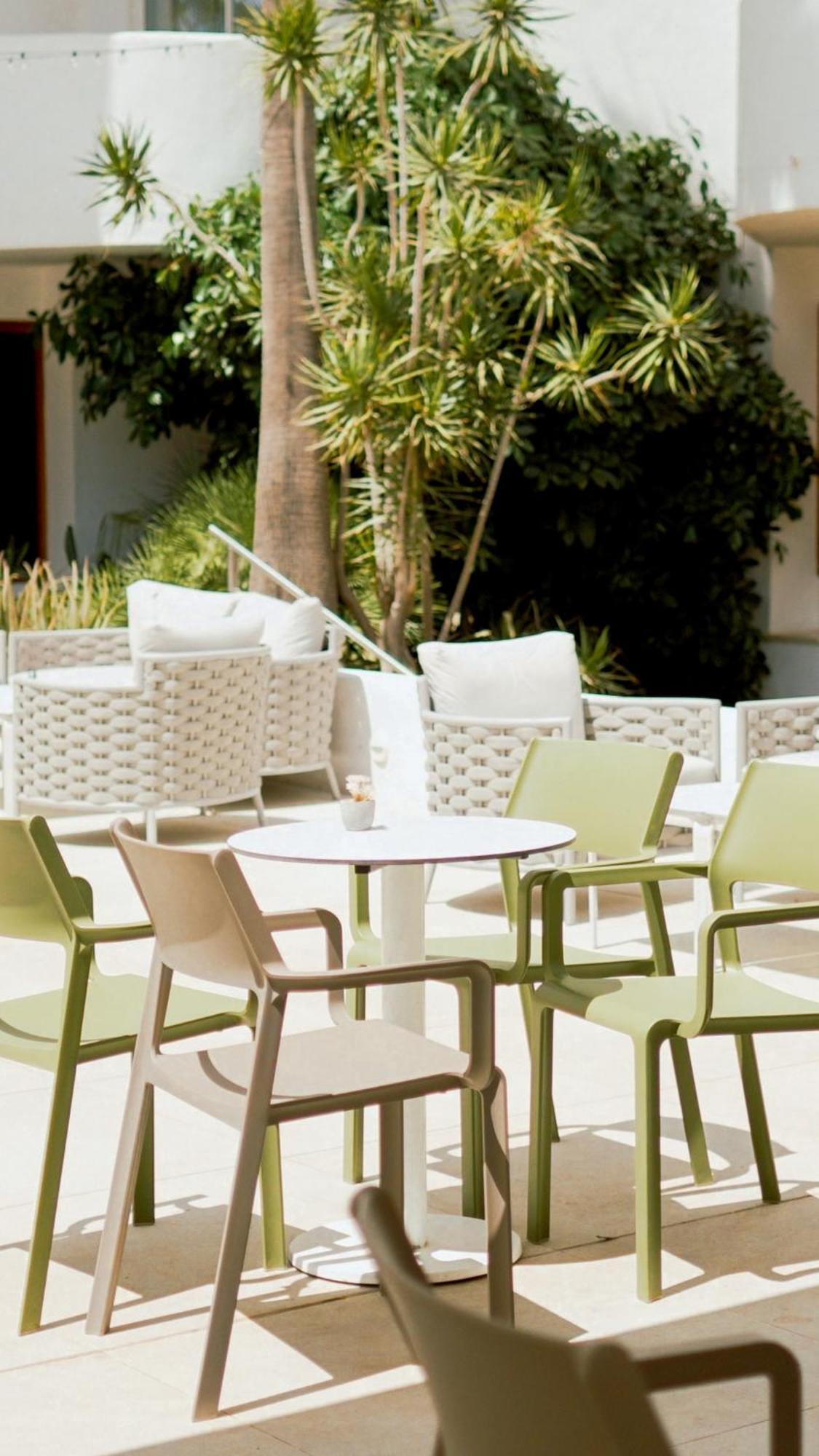 Sentido Fido Tucan - Adults Only