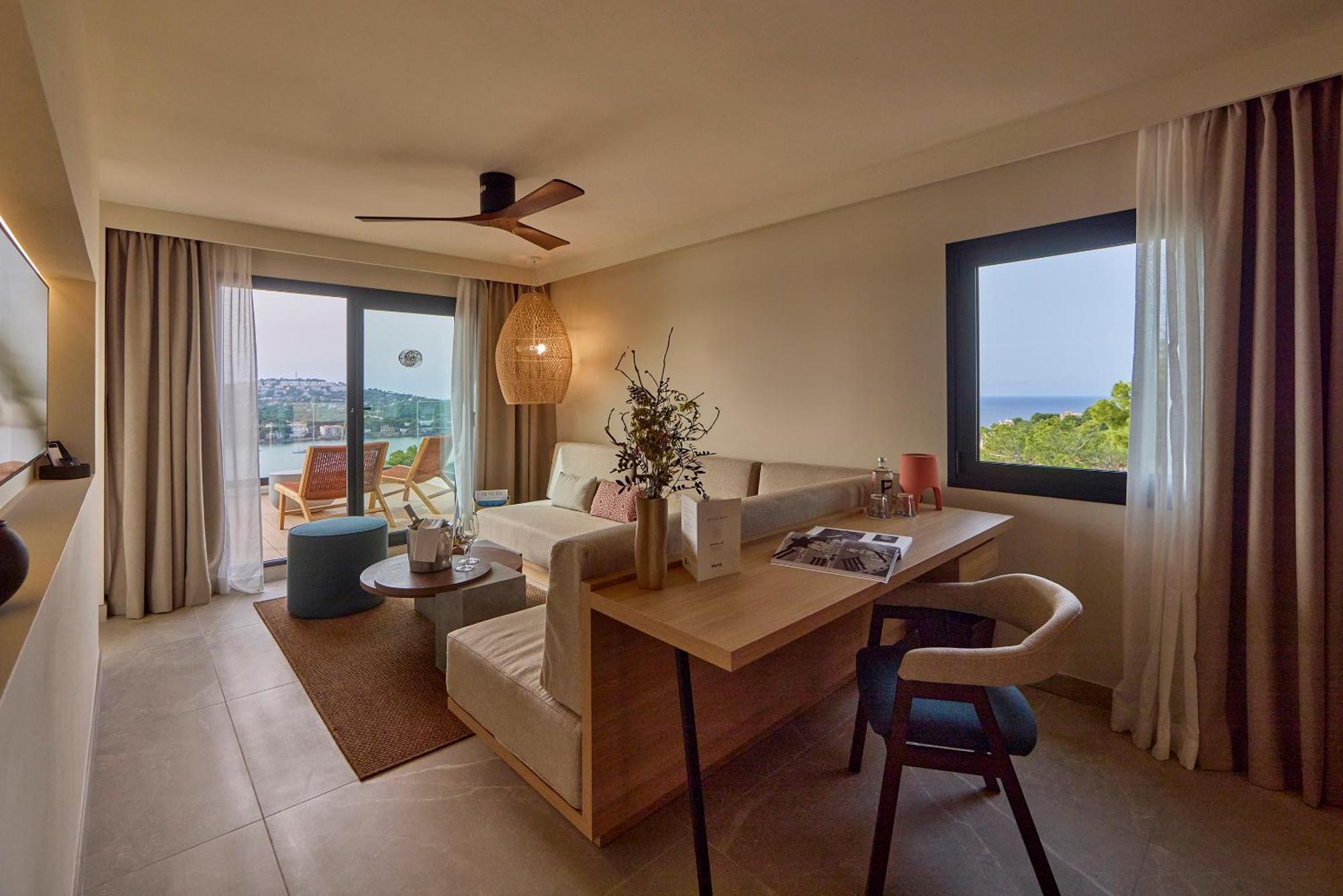 Purobeach Hotel 5*