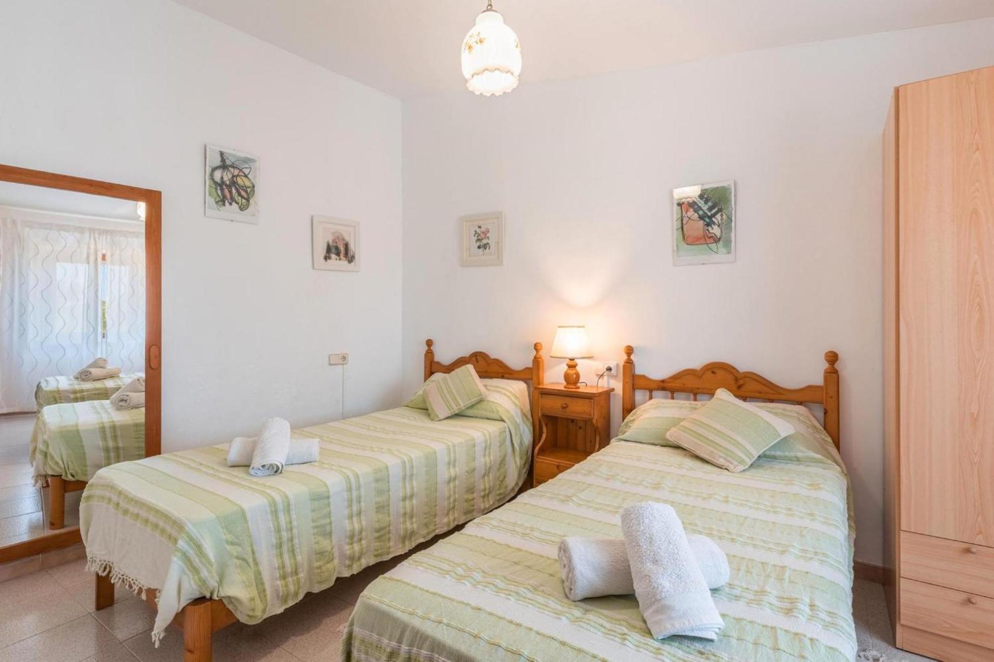 Yourhouse Tries Villa *