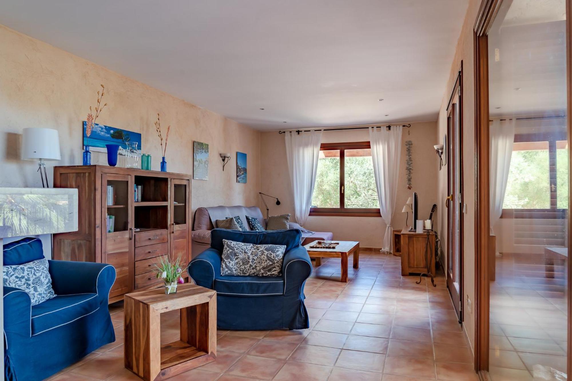 Estrella Villa