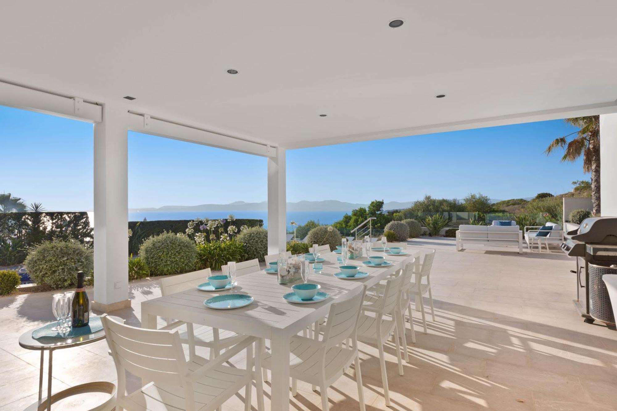 Villa Son Mares *