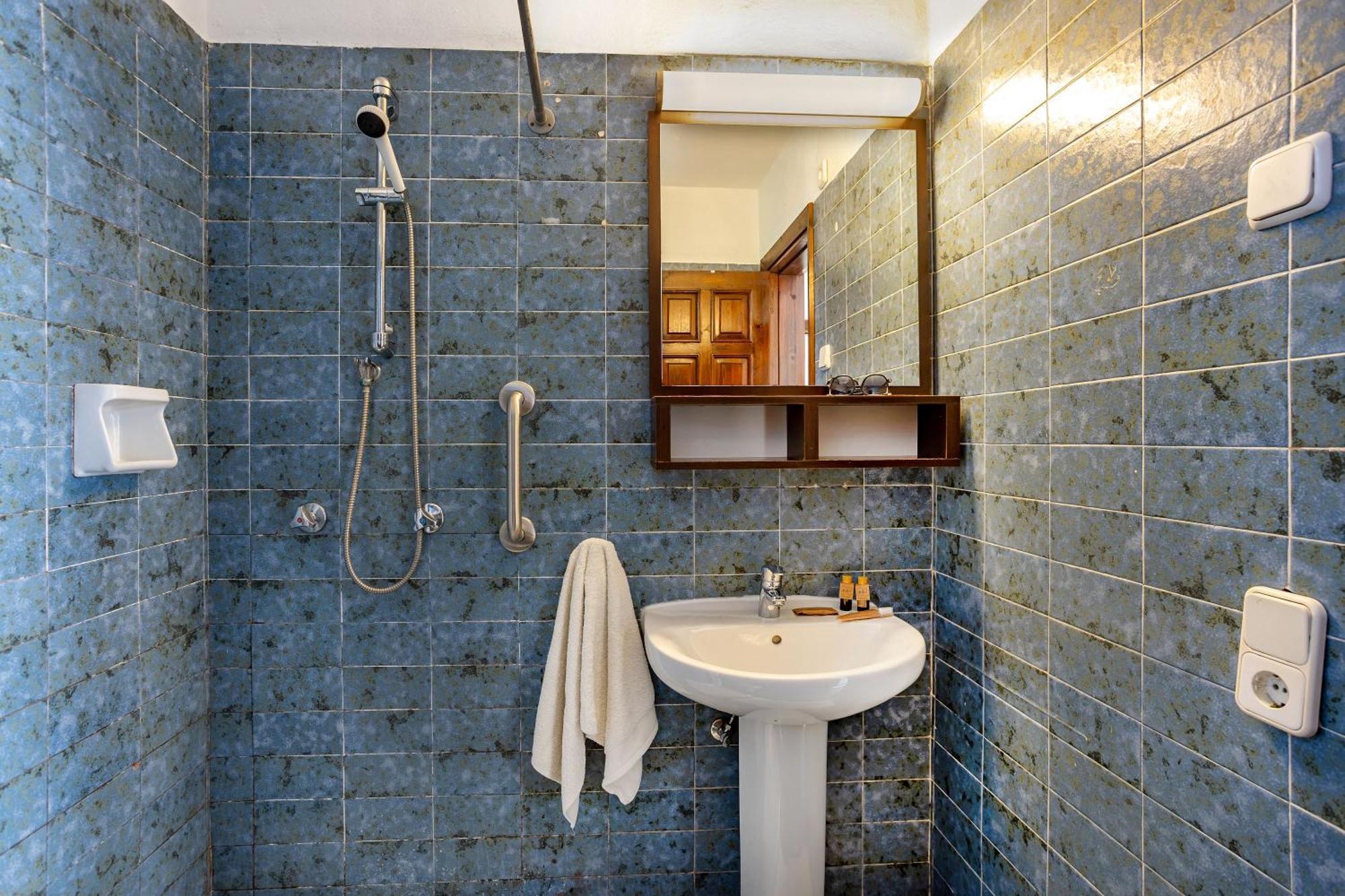 Calsina Villa *