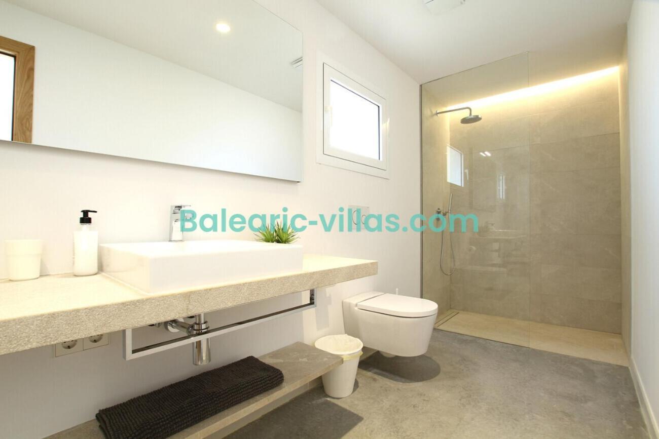 Rueda Villa *