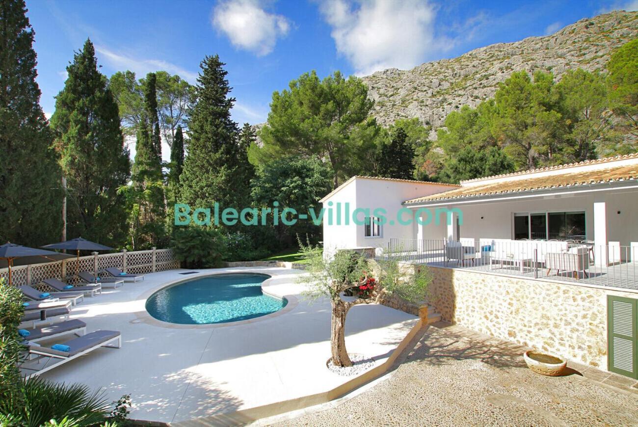 Rueda Villa *