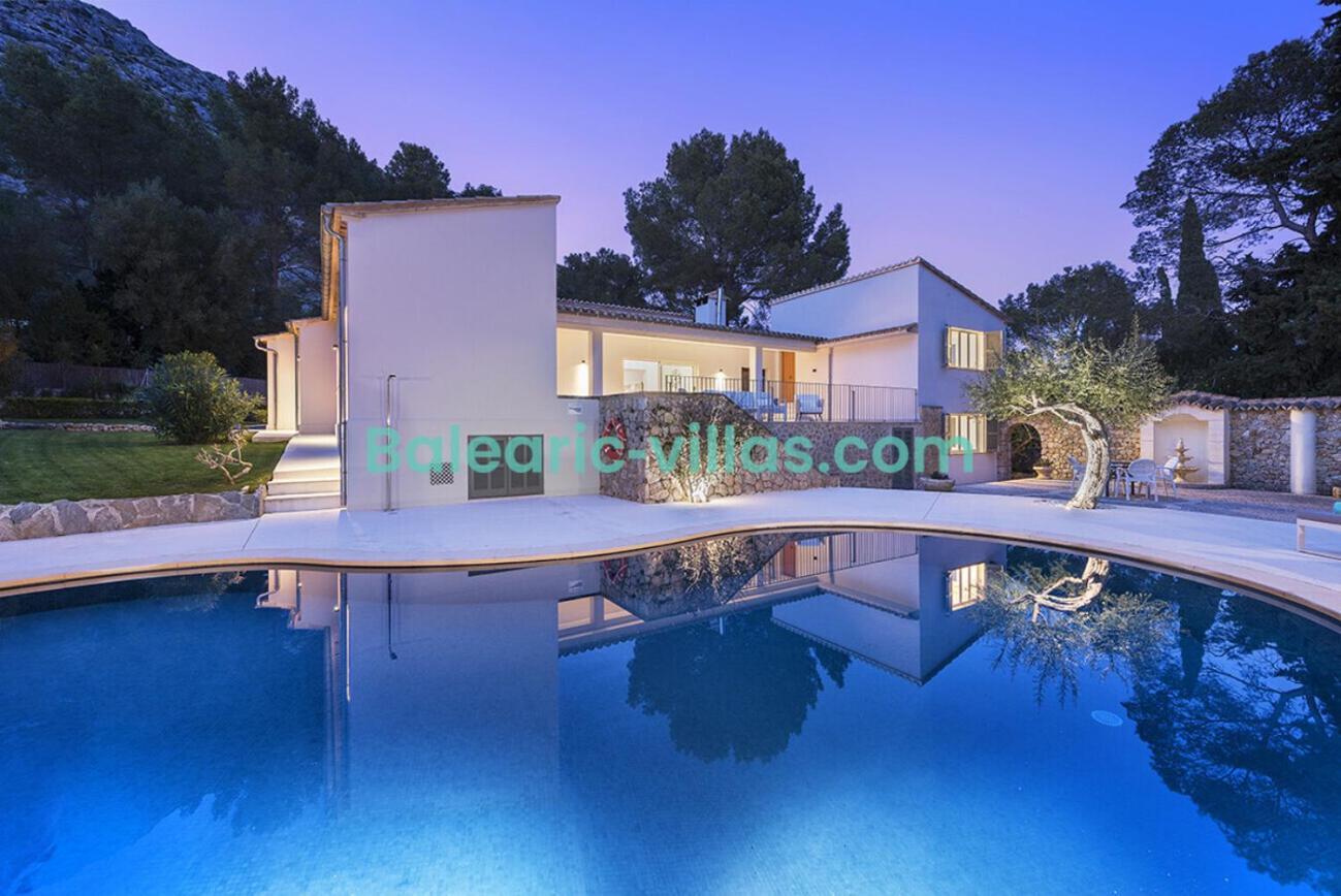 Rueda Villa *