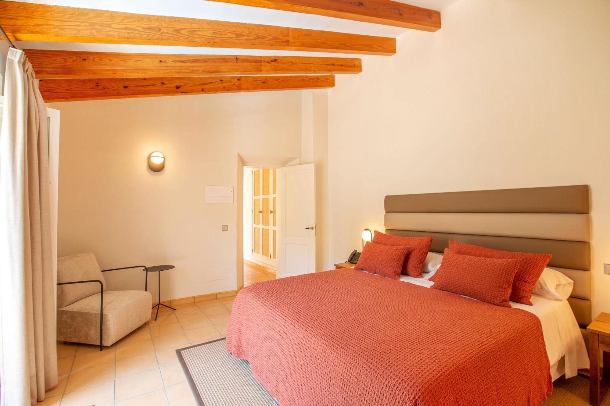 Y Des Puig Hotel