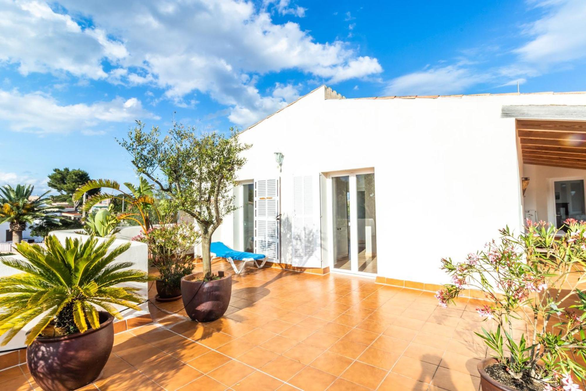 Villa Flores 1