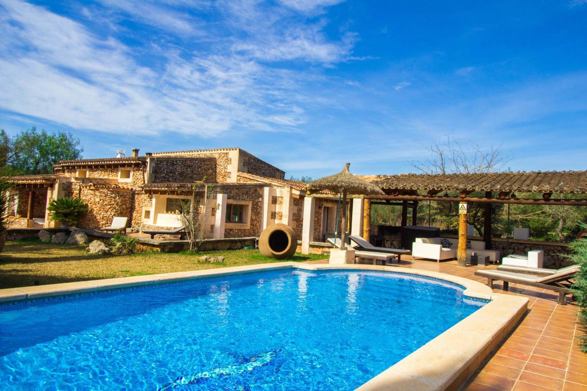 Villa Cas Mostatxet-wonderful With Pool Ballerics