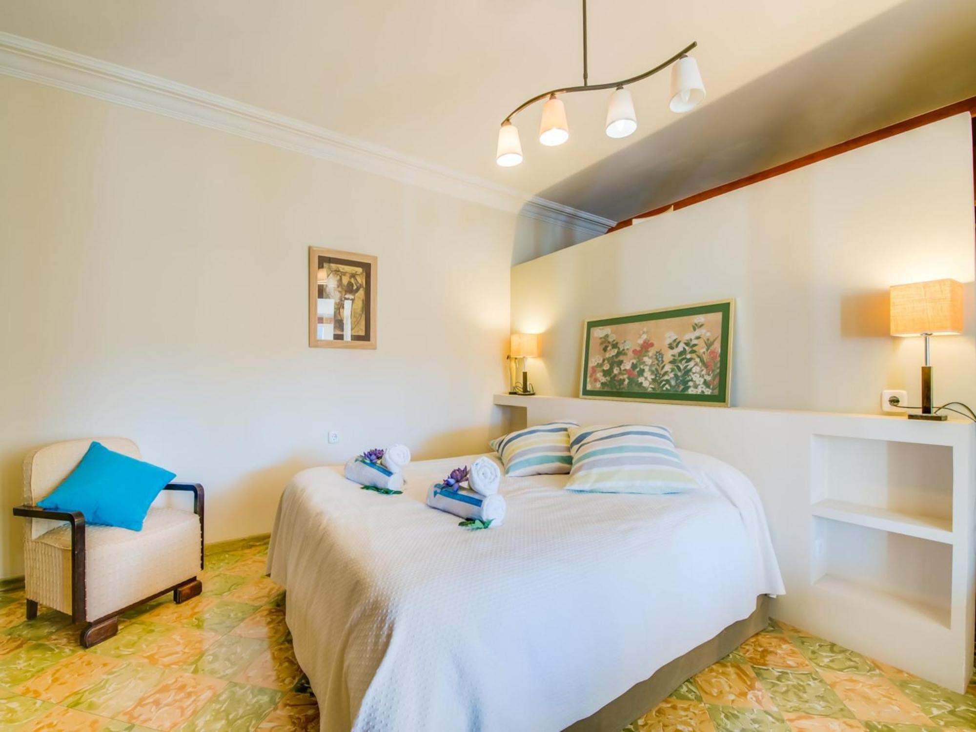3-bedroom In Binisalem