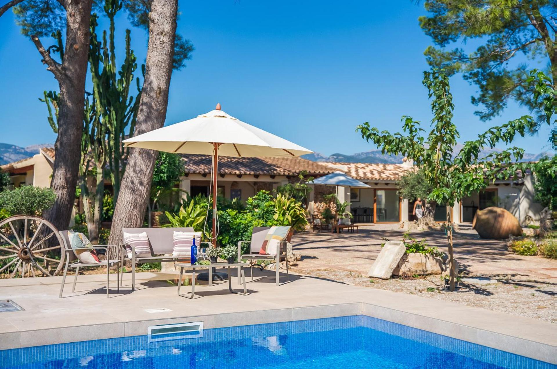 Ideal Mallorca - Davero * Binisalem