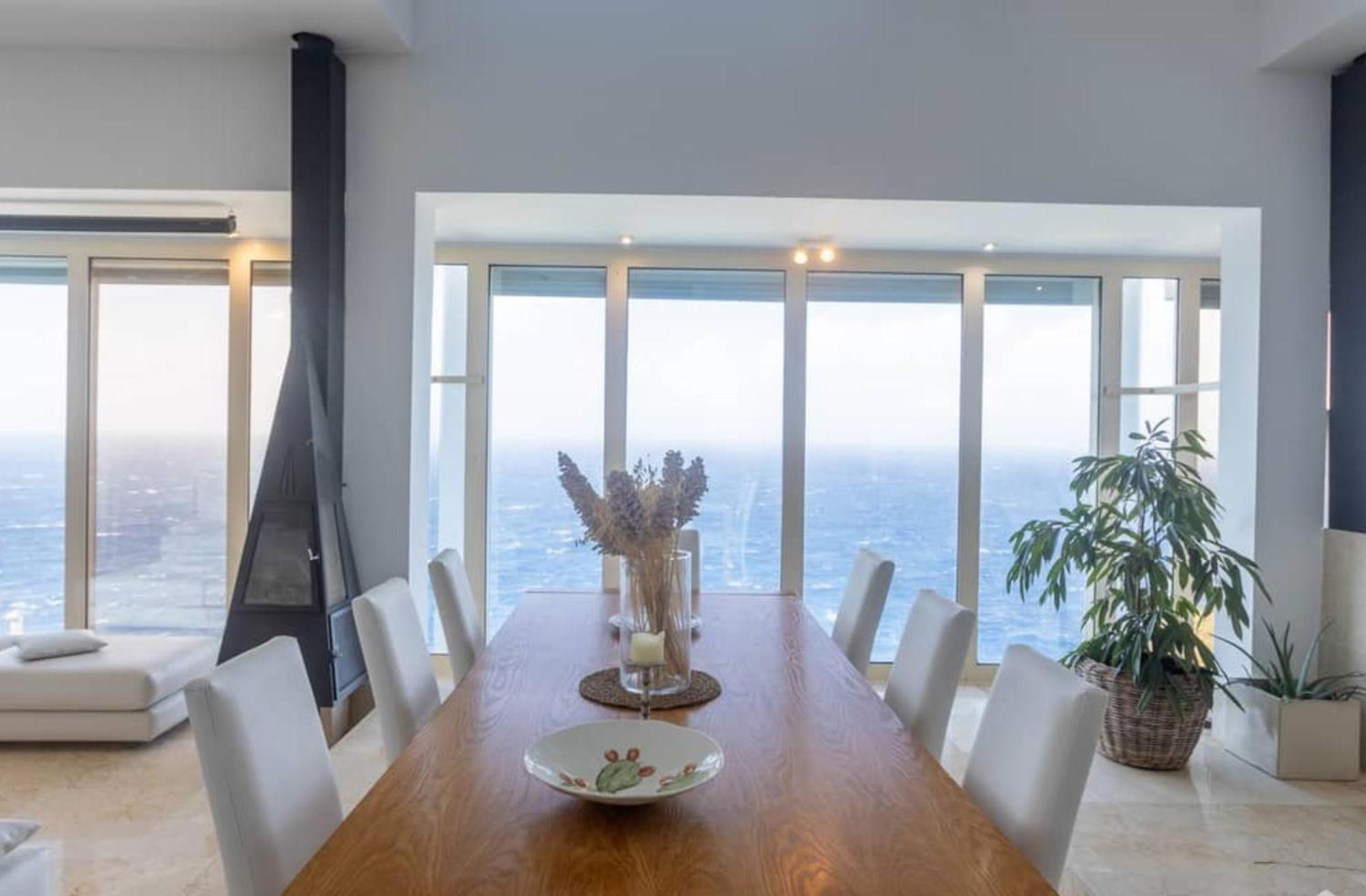 Vip Seafront Villa *