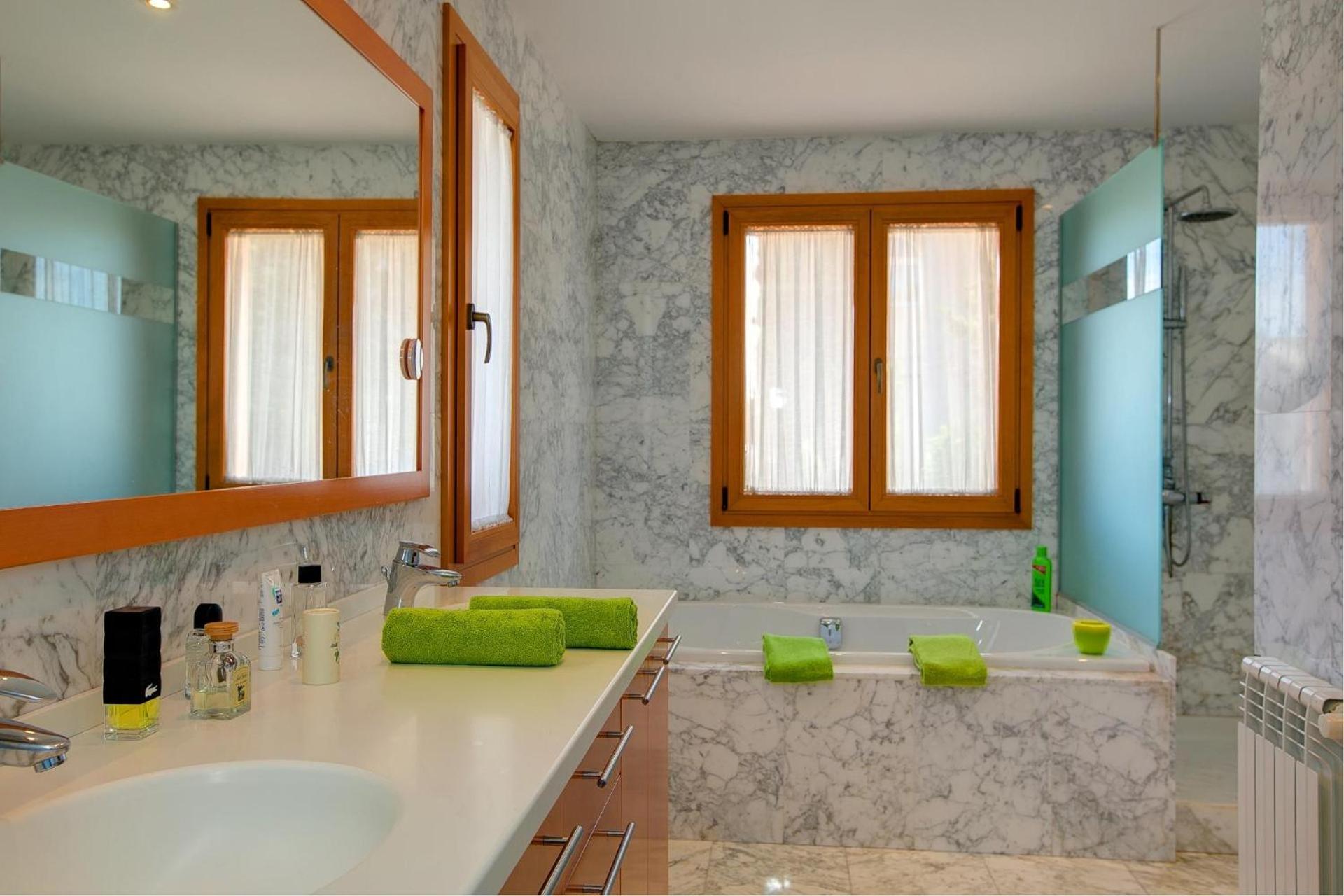 Villa Marquesa By Vintage Travel *