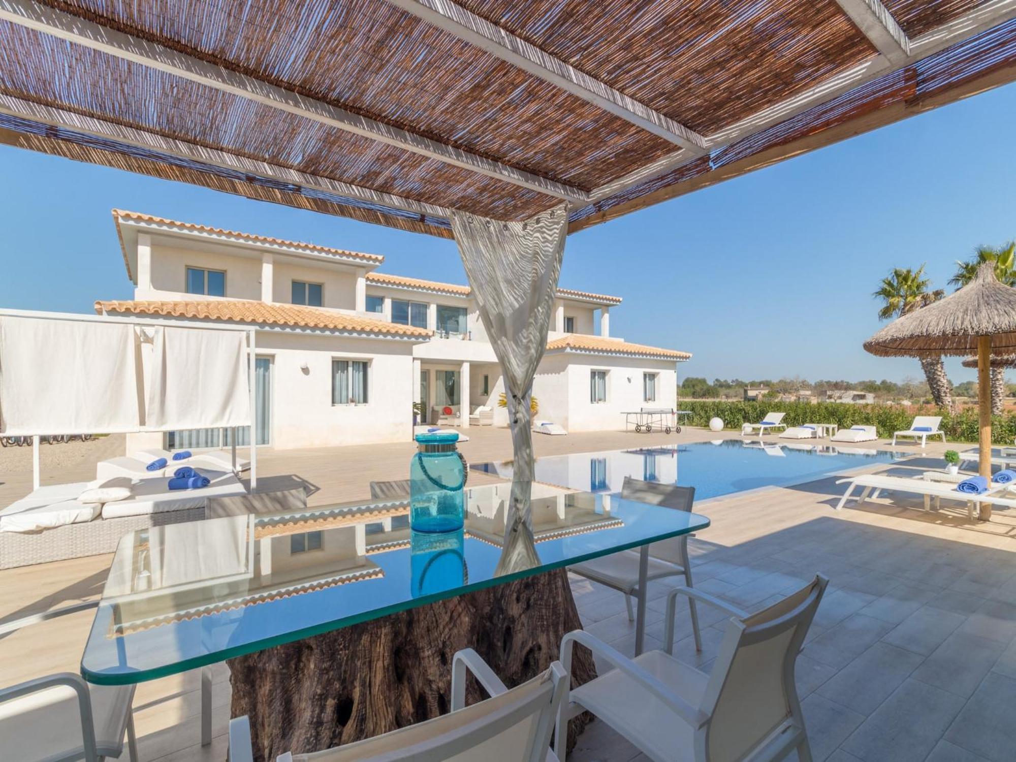 Villa Stunning In