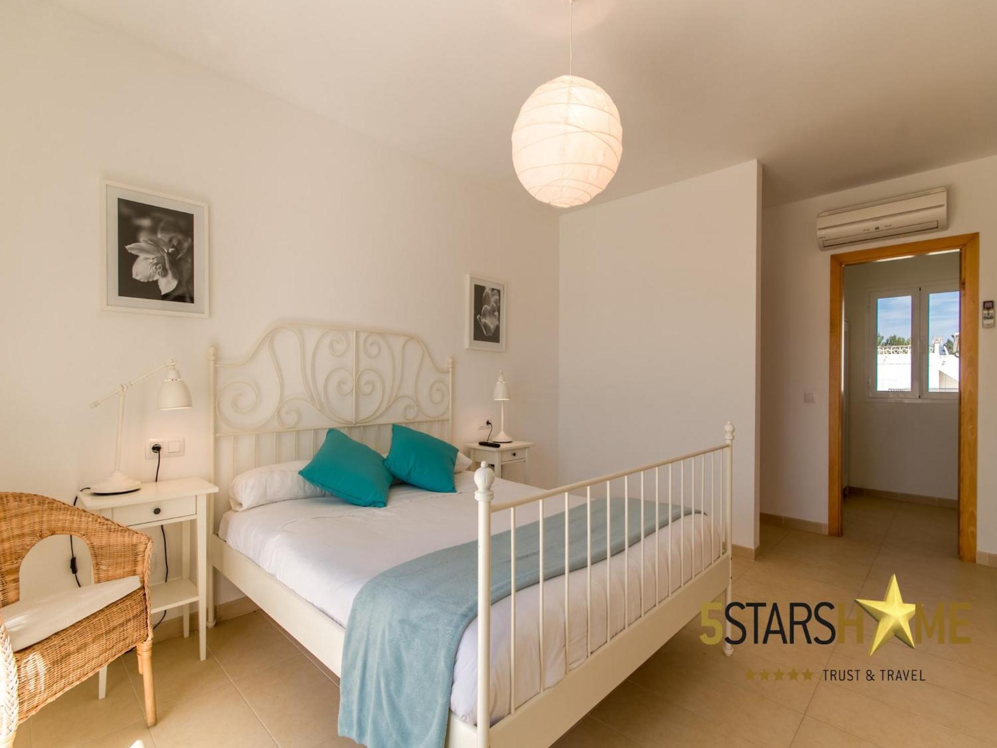 Villa Villa, 200 Meters From Alcúdia