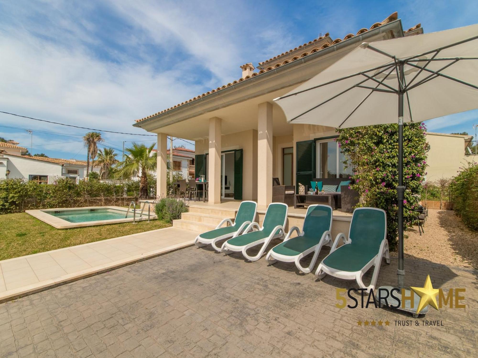 Villa, 200 Meters From Villa Alcúdia