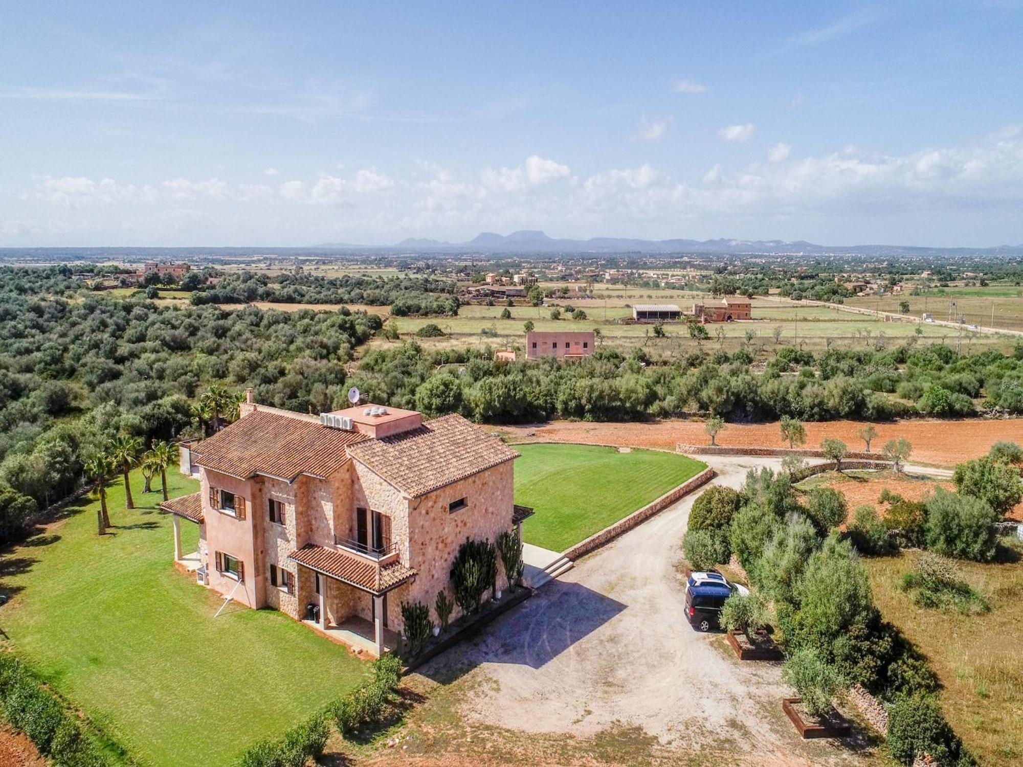 Villa Stunning In