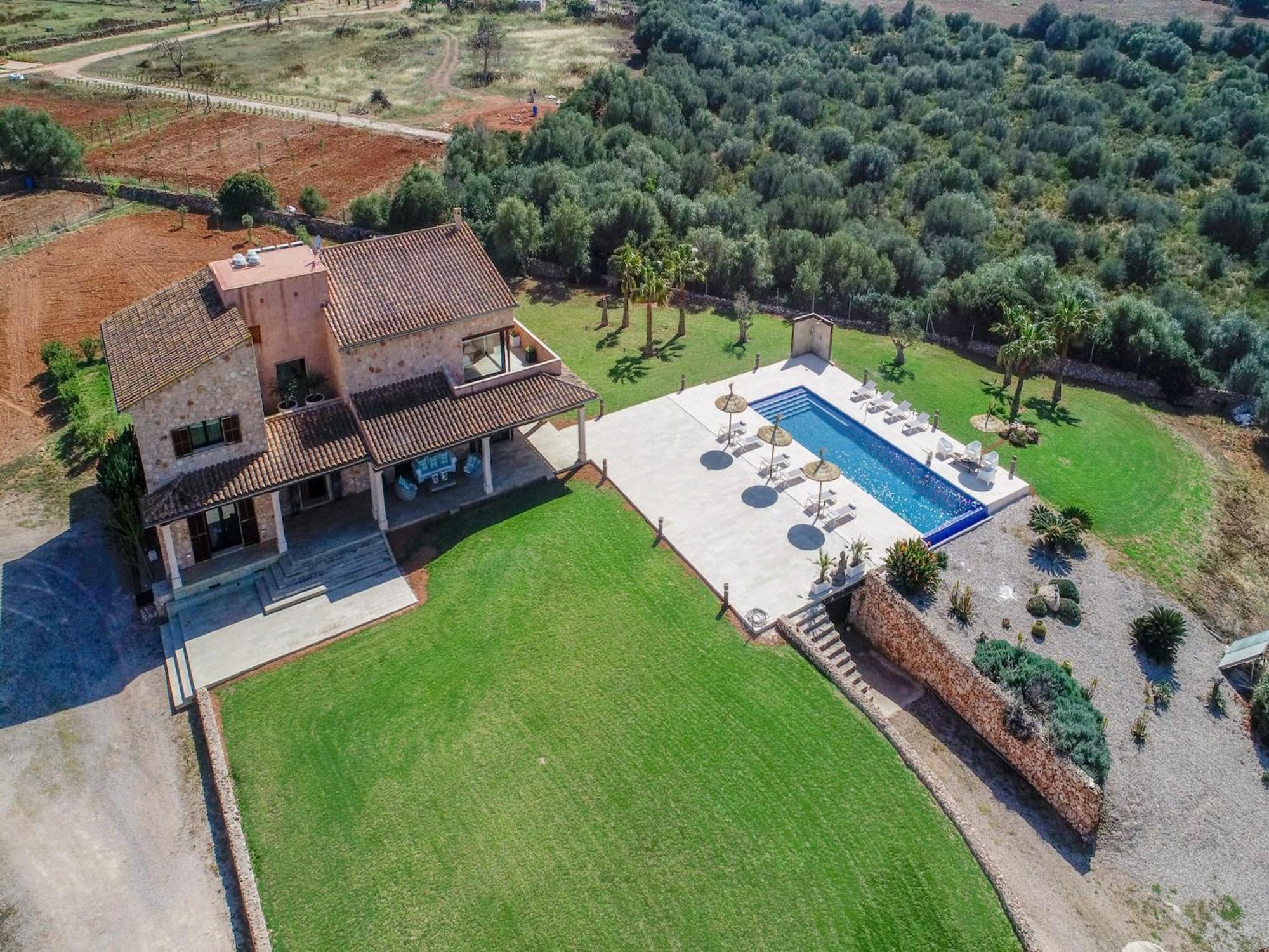 Villa Stunning In