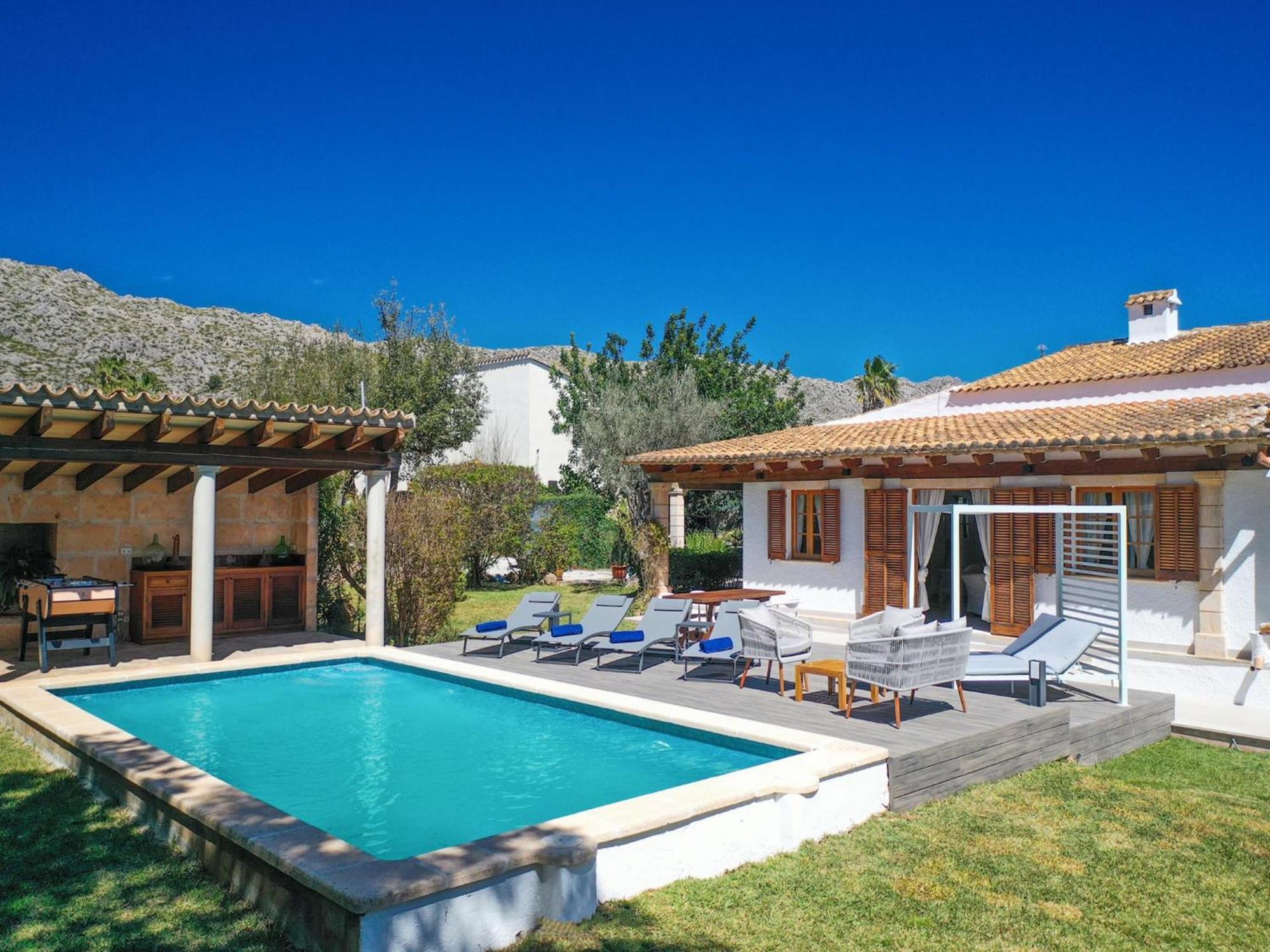 Luxury Retreat In Pollensa