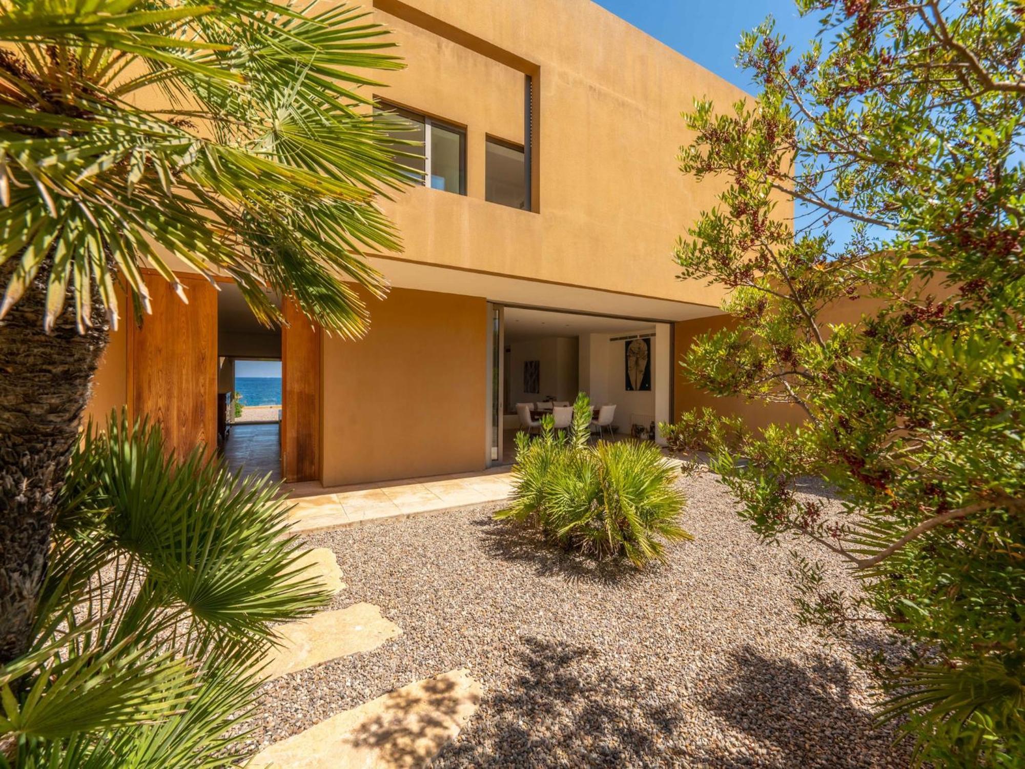 Villa Modern With Pool *
