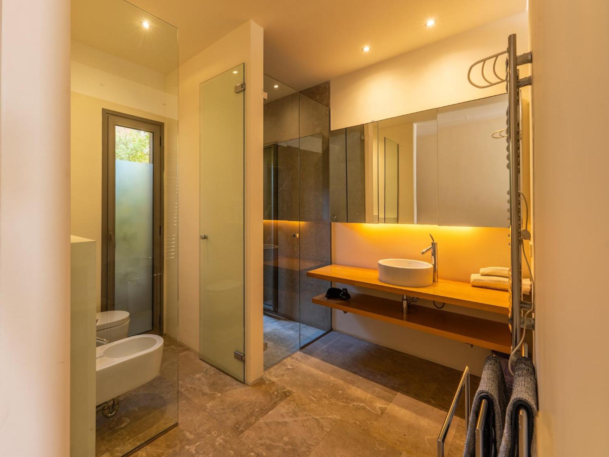 Modern With Pool *