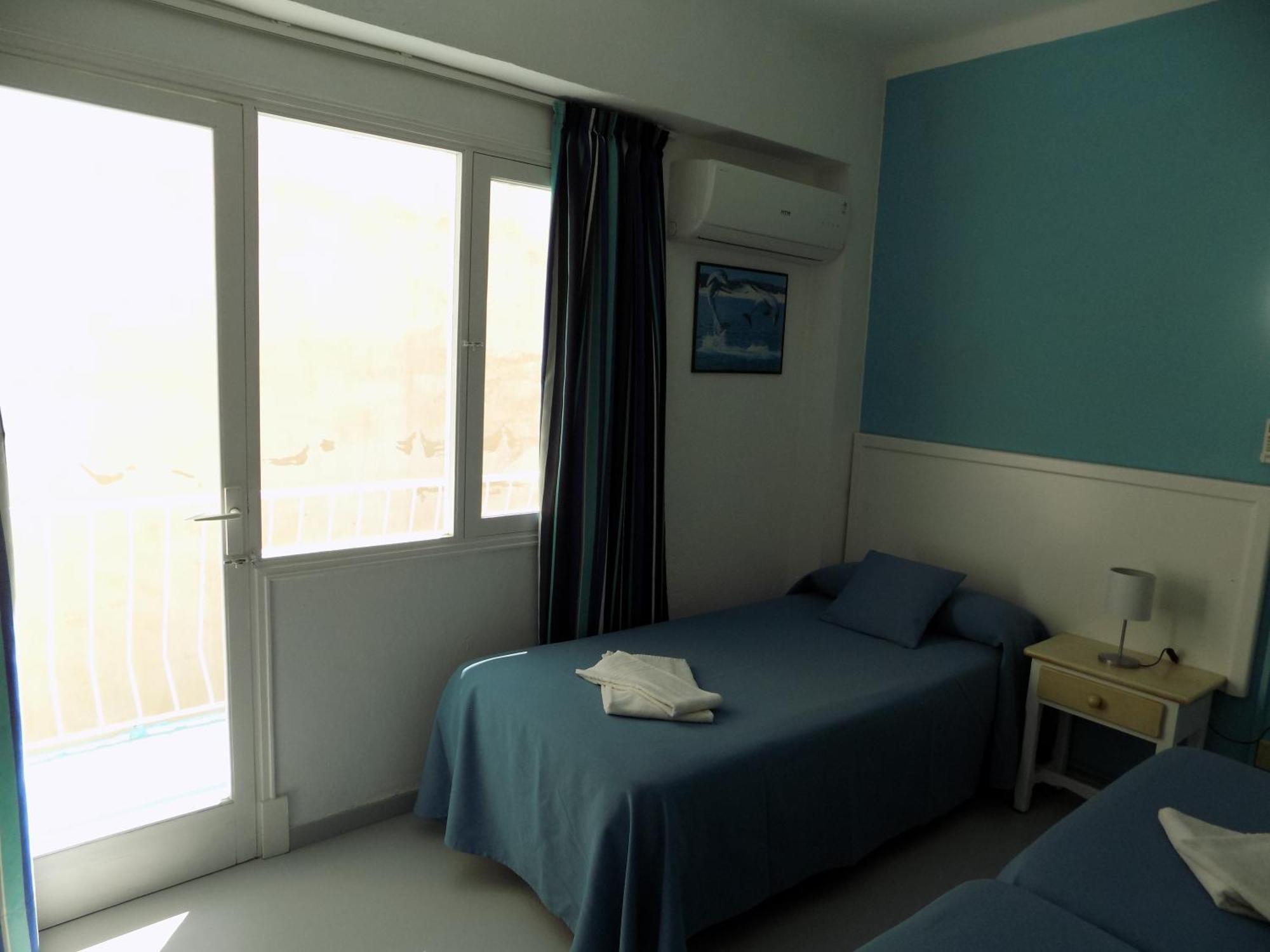 Maruja Hotel *