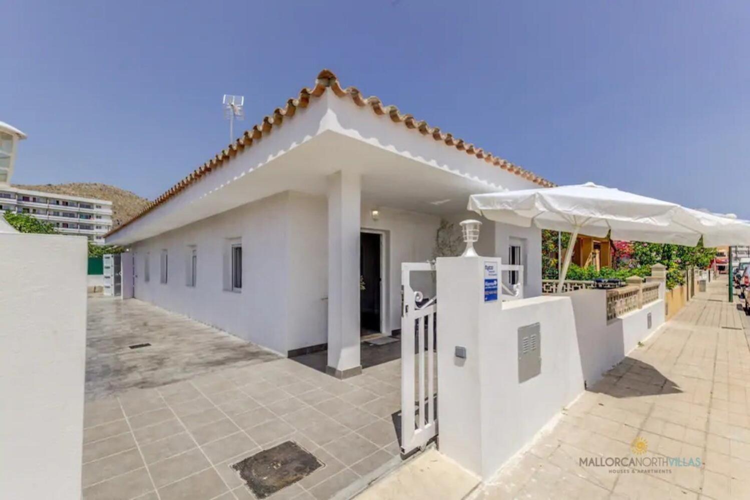 Casa Blanca *