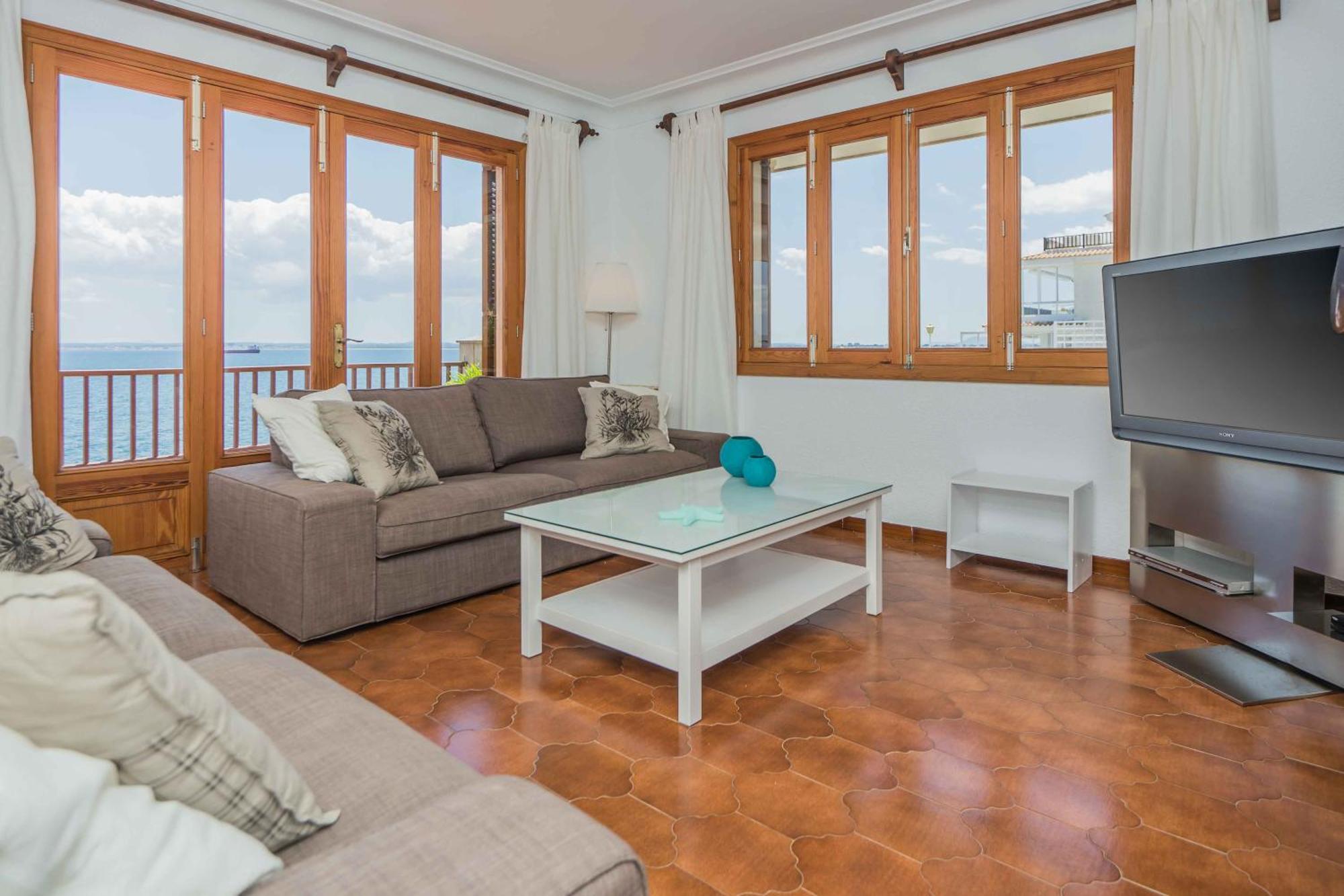 Torrens Villa