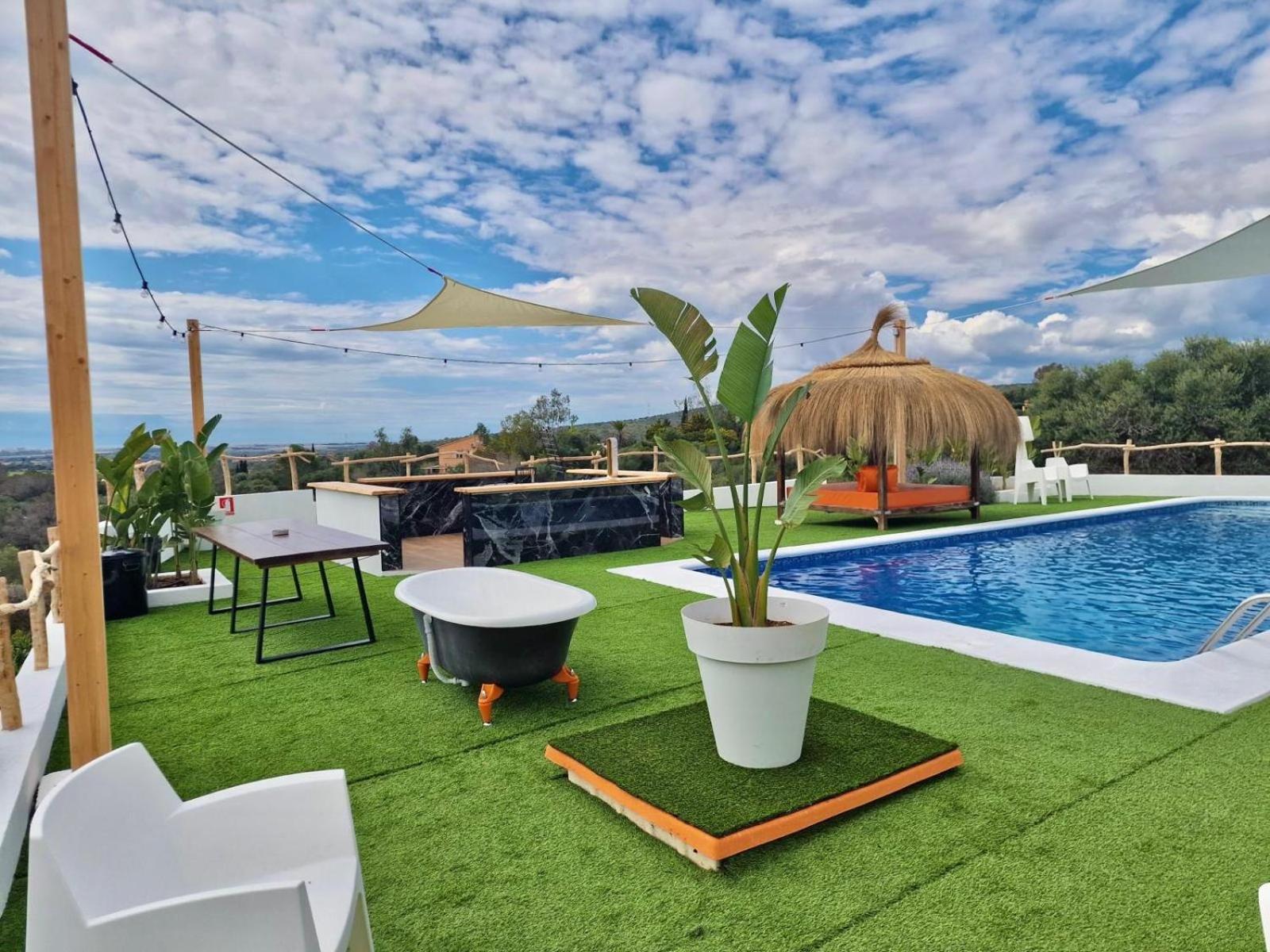 Sunset Boulevard Lujoo