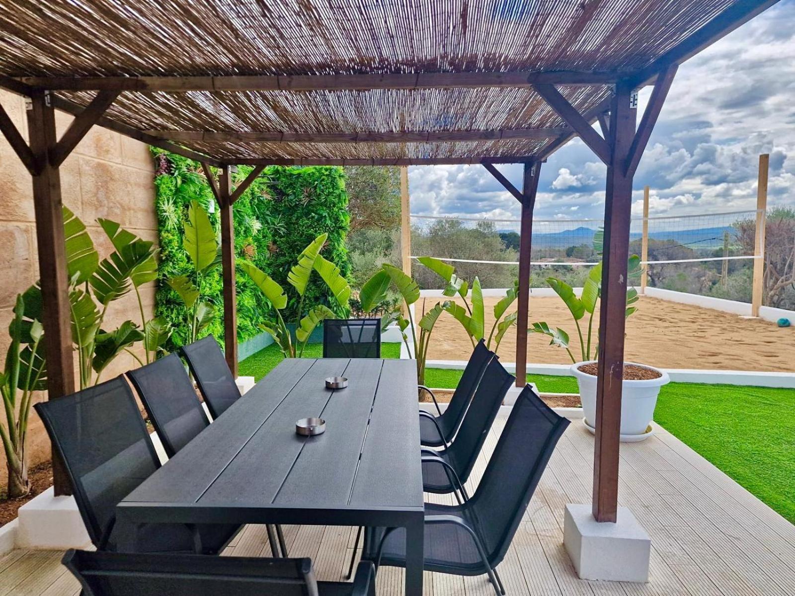 Sunset Boulevard Lujoo Villa Puntiro