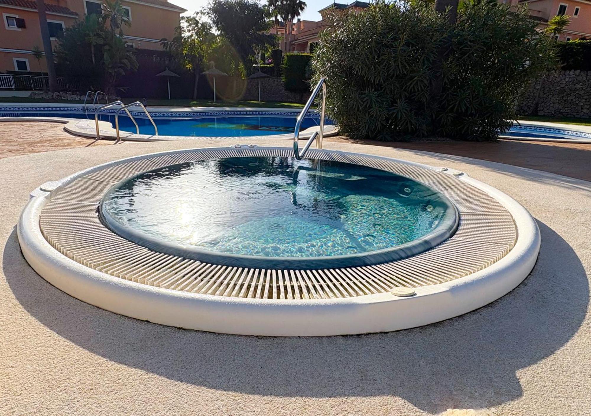 Traumhafte Familien-ferienwohnung Mit Dachterrasse & Pool *