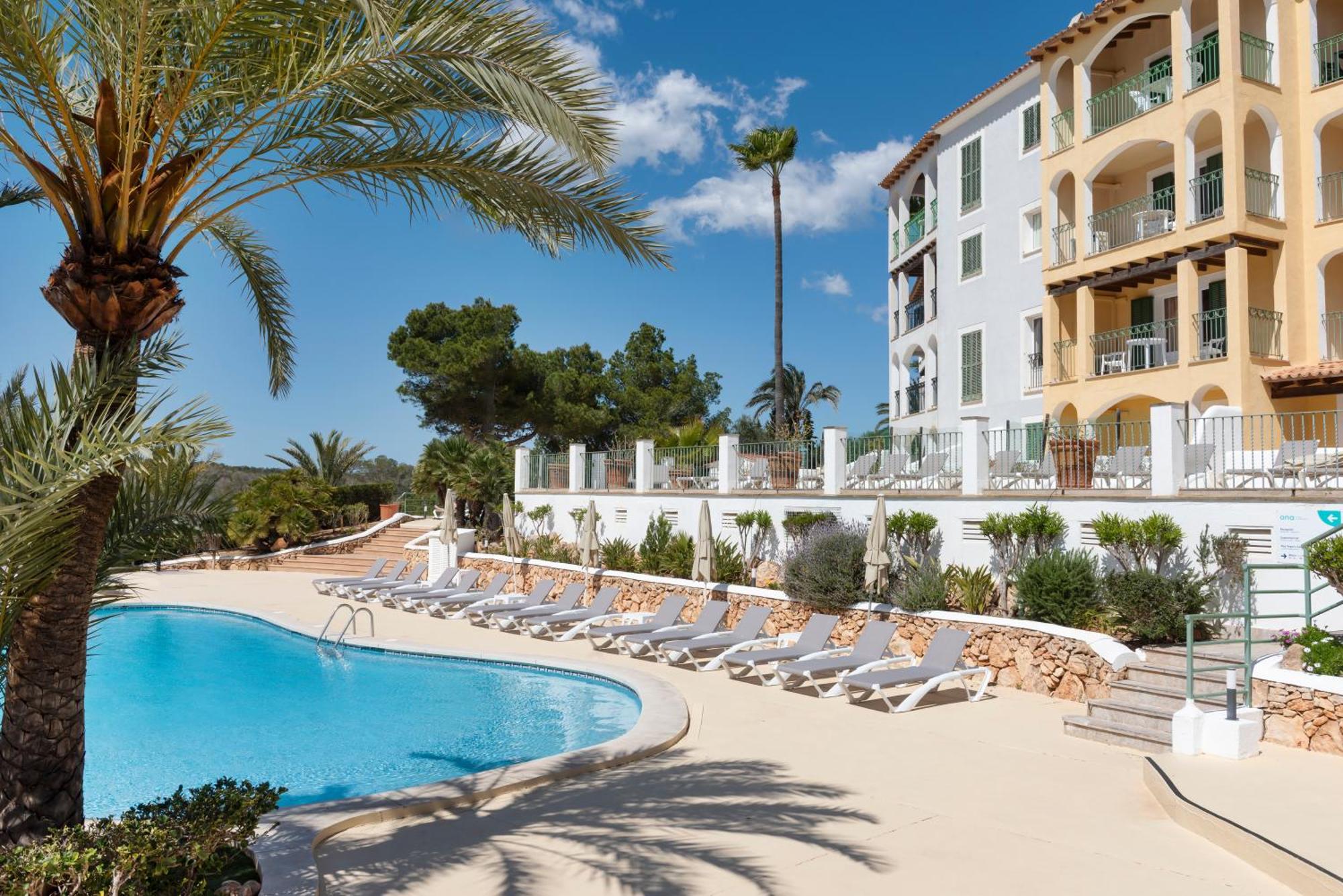 Ona Cala Pi Club 3*