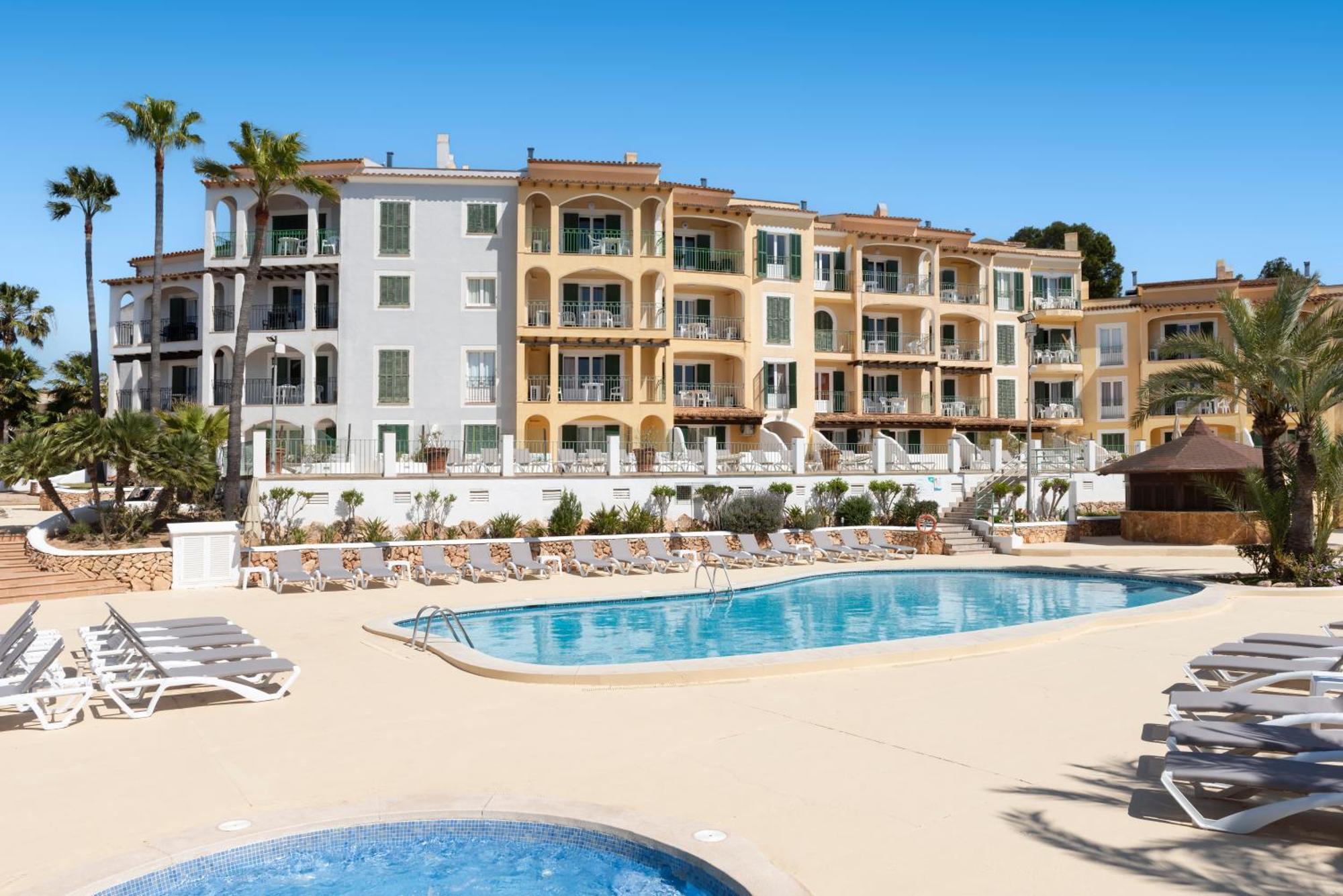 Ona Cala Pi Club