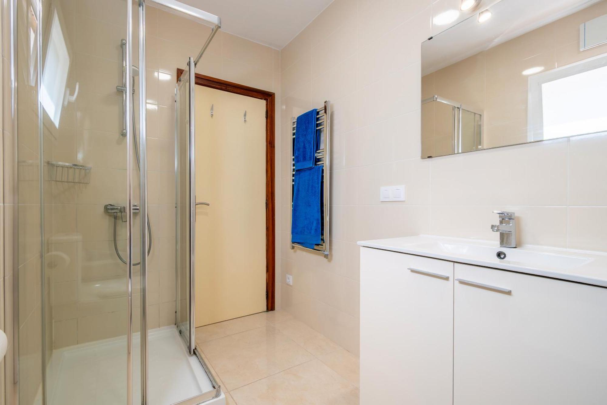 10 Botana Villa Cala de Sant Vicenc