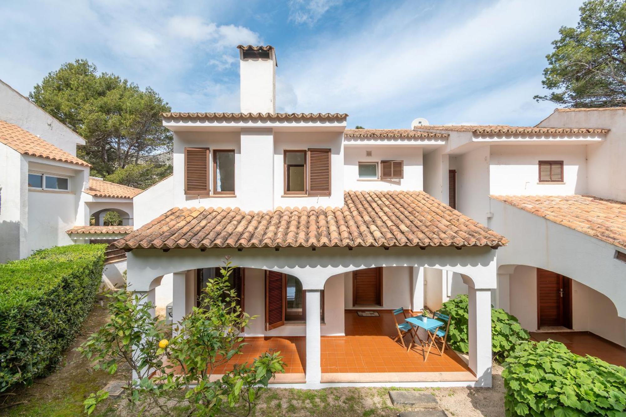 10 Botana * Cala de Sant Vicenc