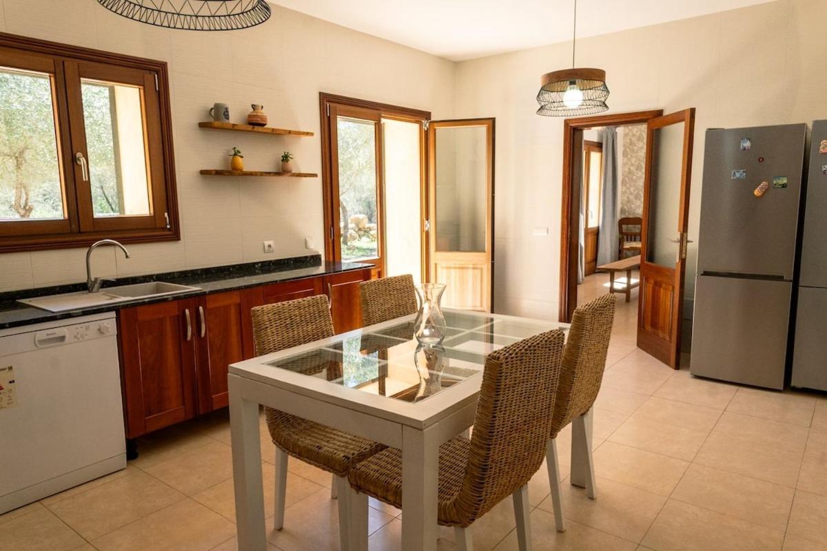 With A Pool In Mallorca For 12 People Sencelles