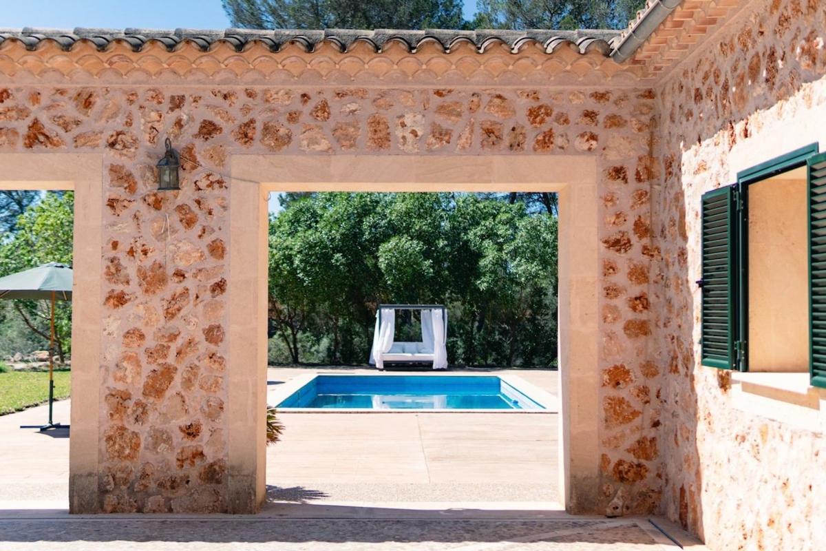 With A Pool In Mallorca For 12 People Sencelles