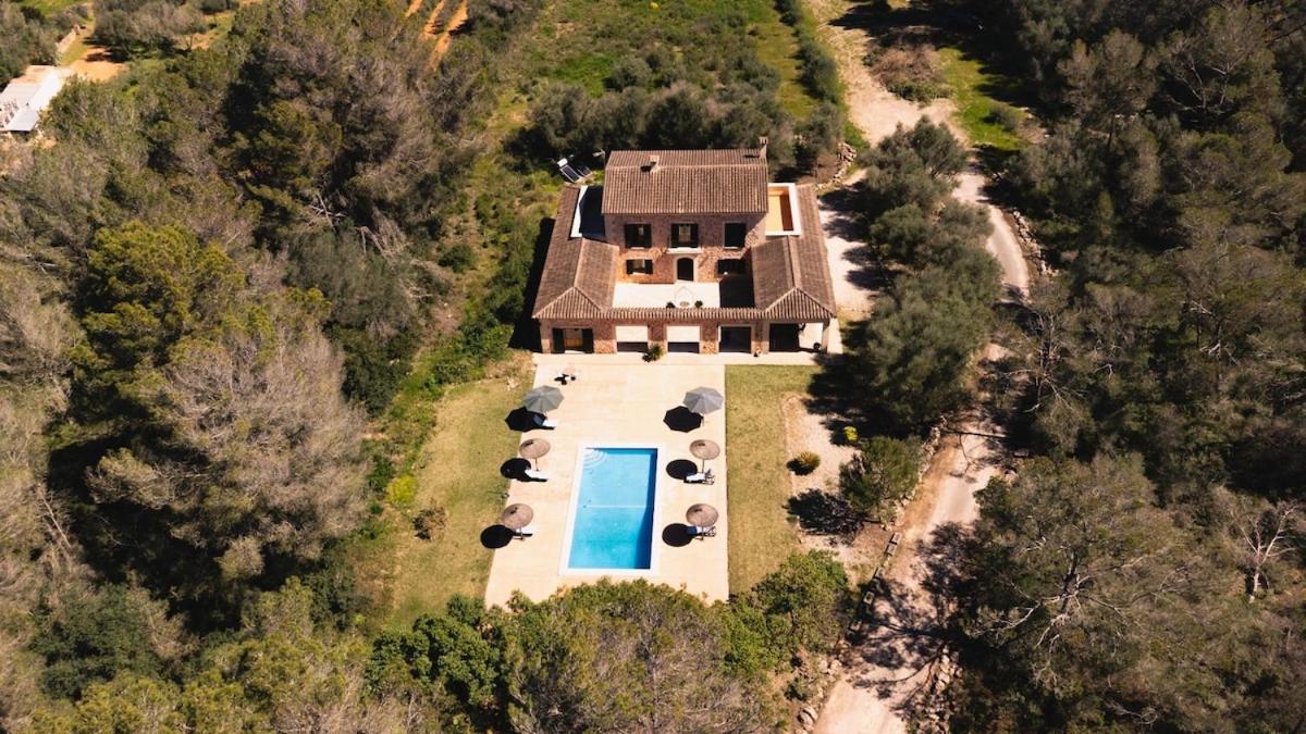 With A Pool In Mallorca For 12 People * Sencelles