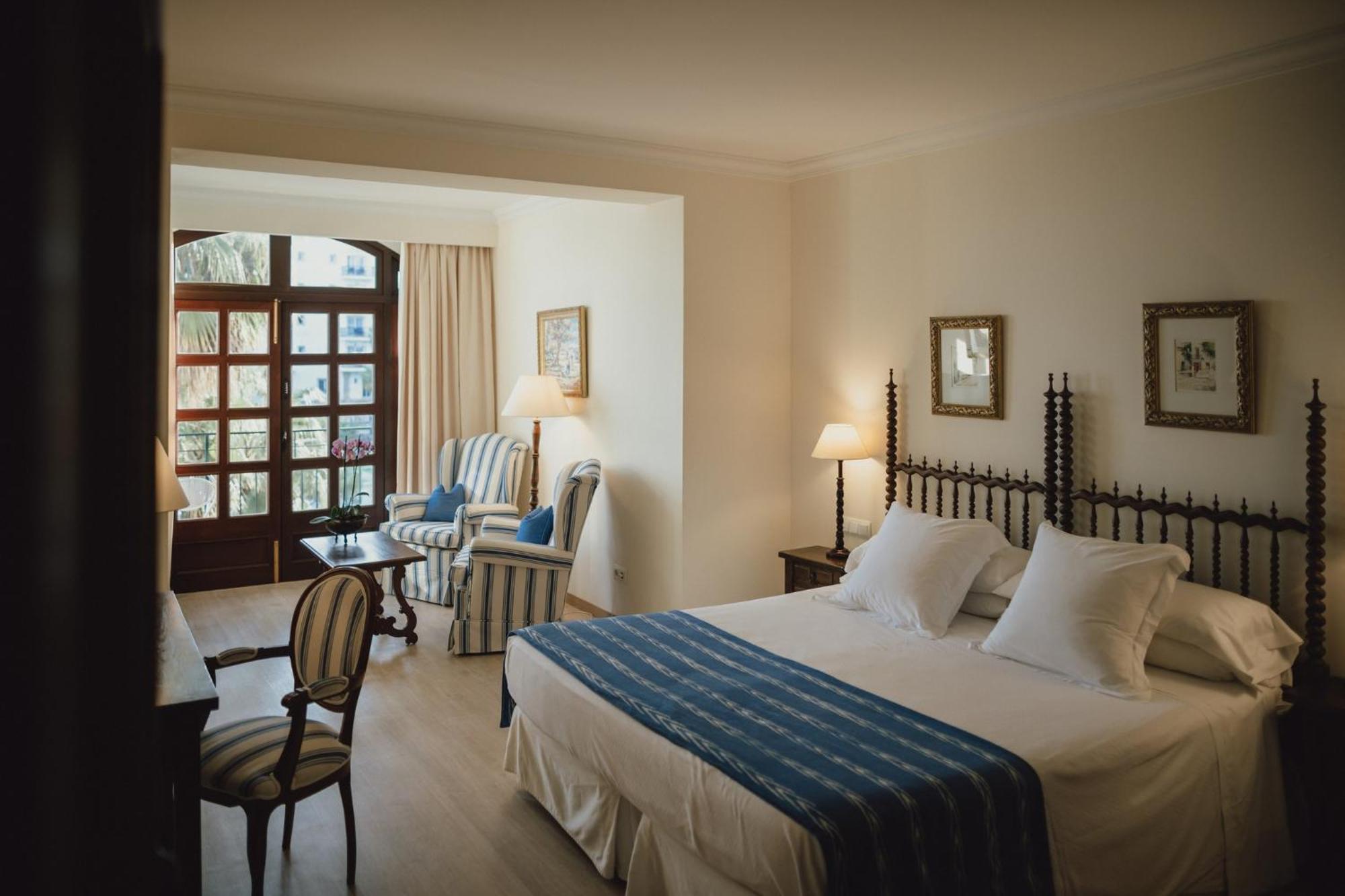 Hotel Bon Sol & 4*