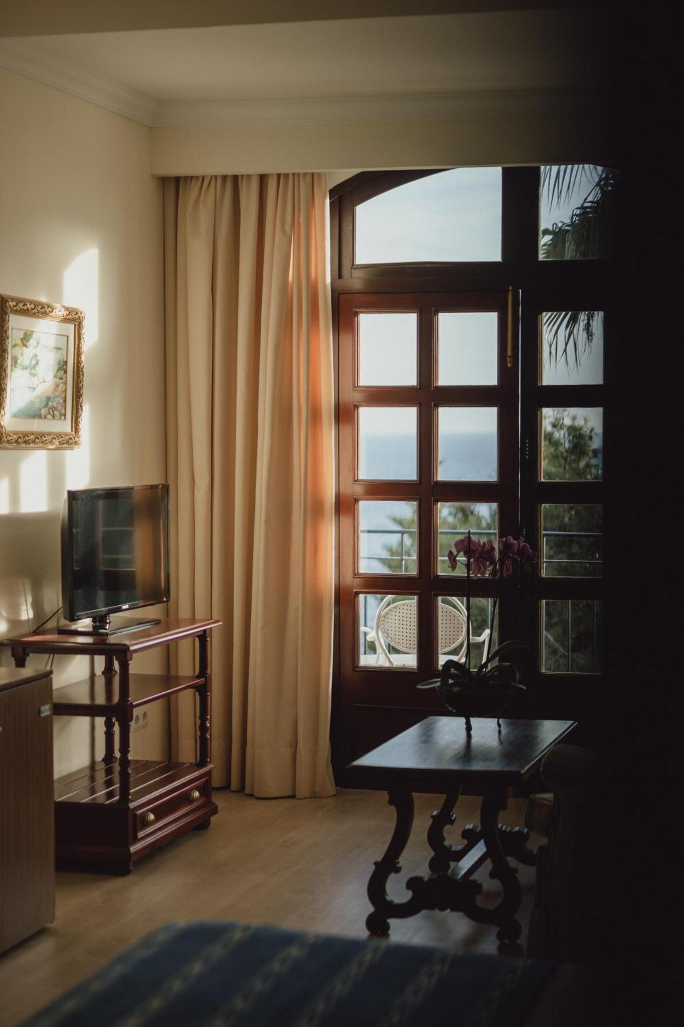 Bon Sol & Hotel Illetas