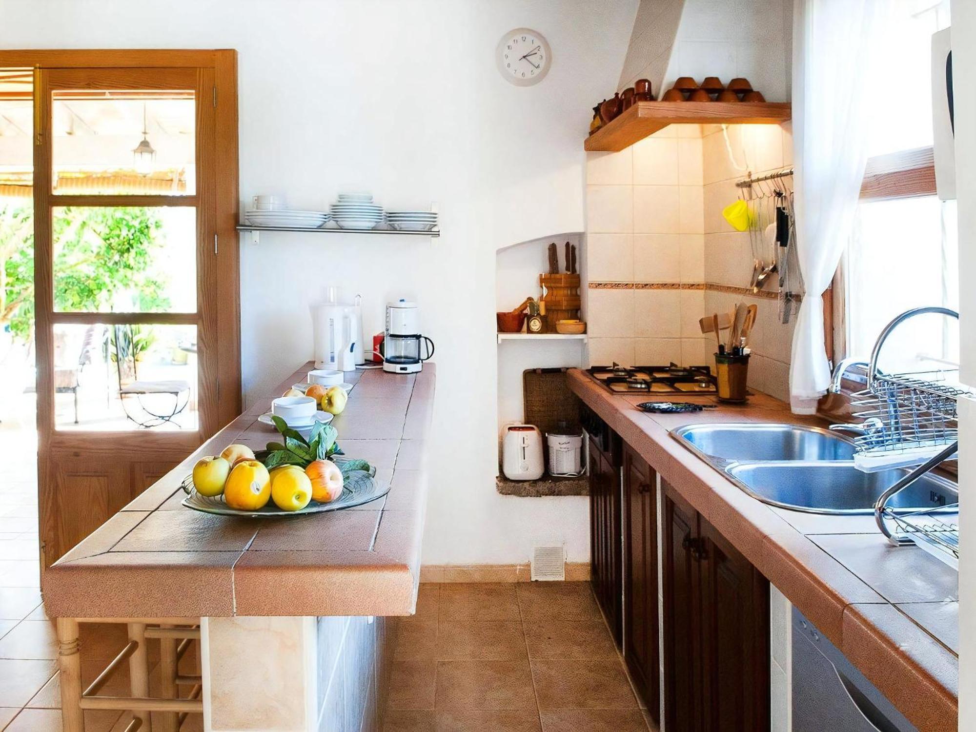- Cosy 3 Bedroom With Private Pool And Ac Villa *