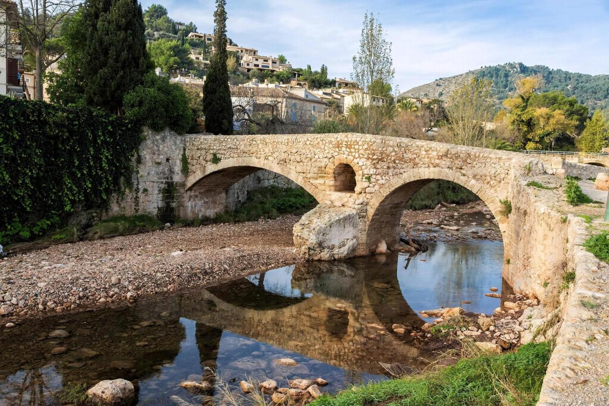 Delightful Mallorca Colonya 3 Bedrooms Amazing Mountain Countryside Views Puerto De Villa