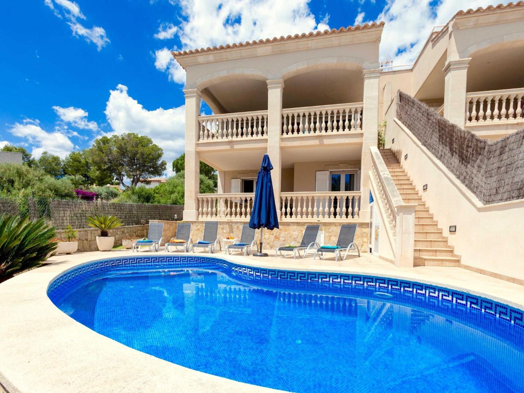 Immaculate Mallorca Villa Las Olas 3 Bedrooms Ideal For Families Couples Alcudia Villa