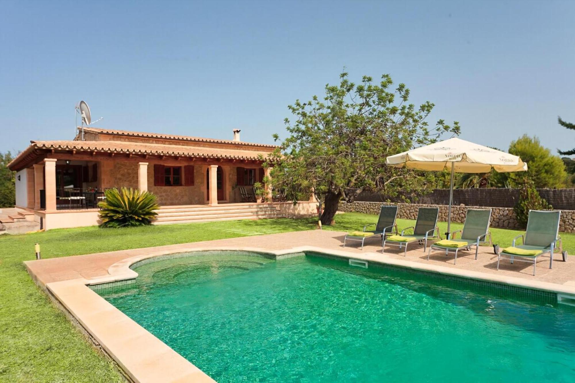 Charming Private Gardens And Pool Martinet Close To Old Town Mallorca Villa