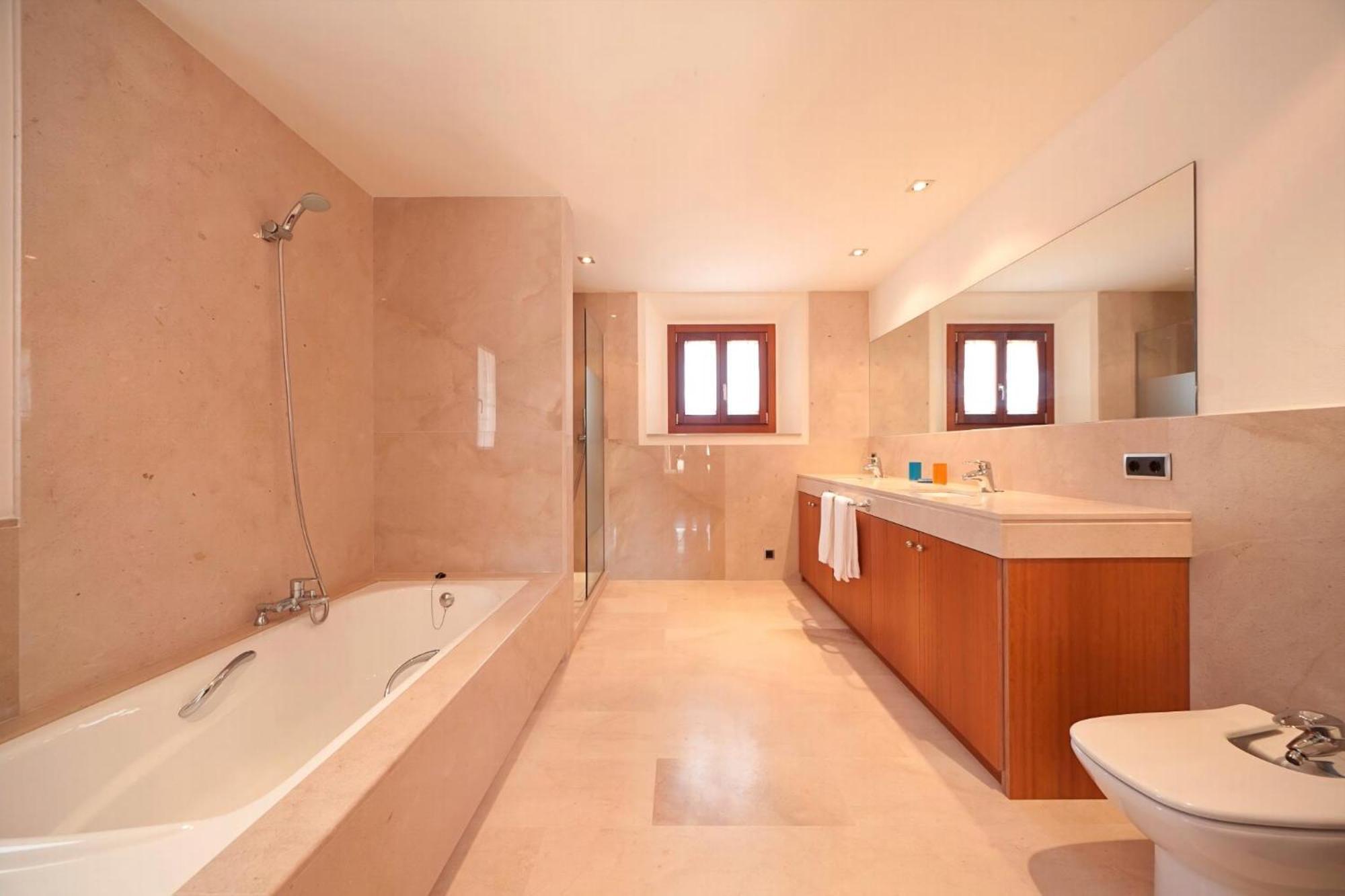 Villa Fantastic Fiol 3 Bedrooms Perfectly Located Between And Puerto *