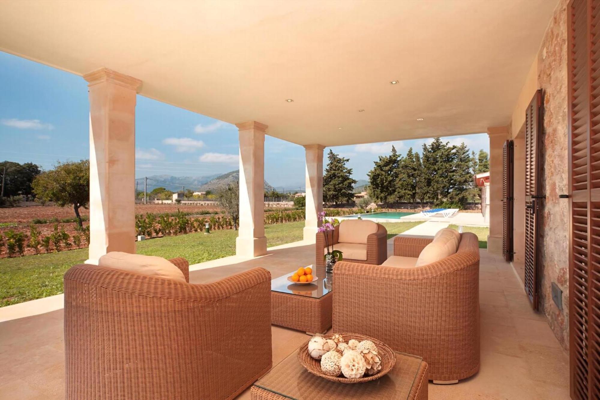 Fantastic Fiol 3 Bedrooms Perfectly Located Between And Puerto Villa