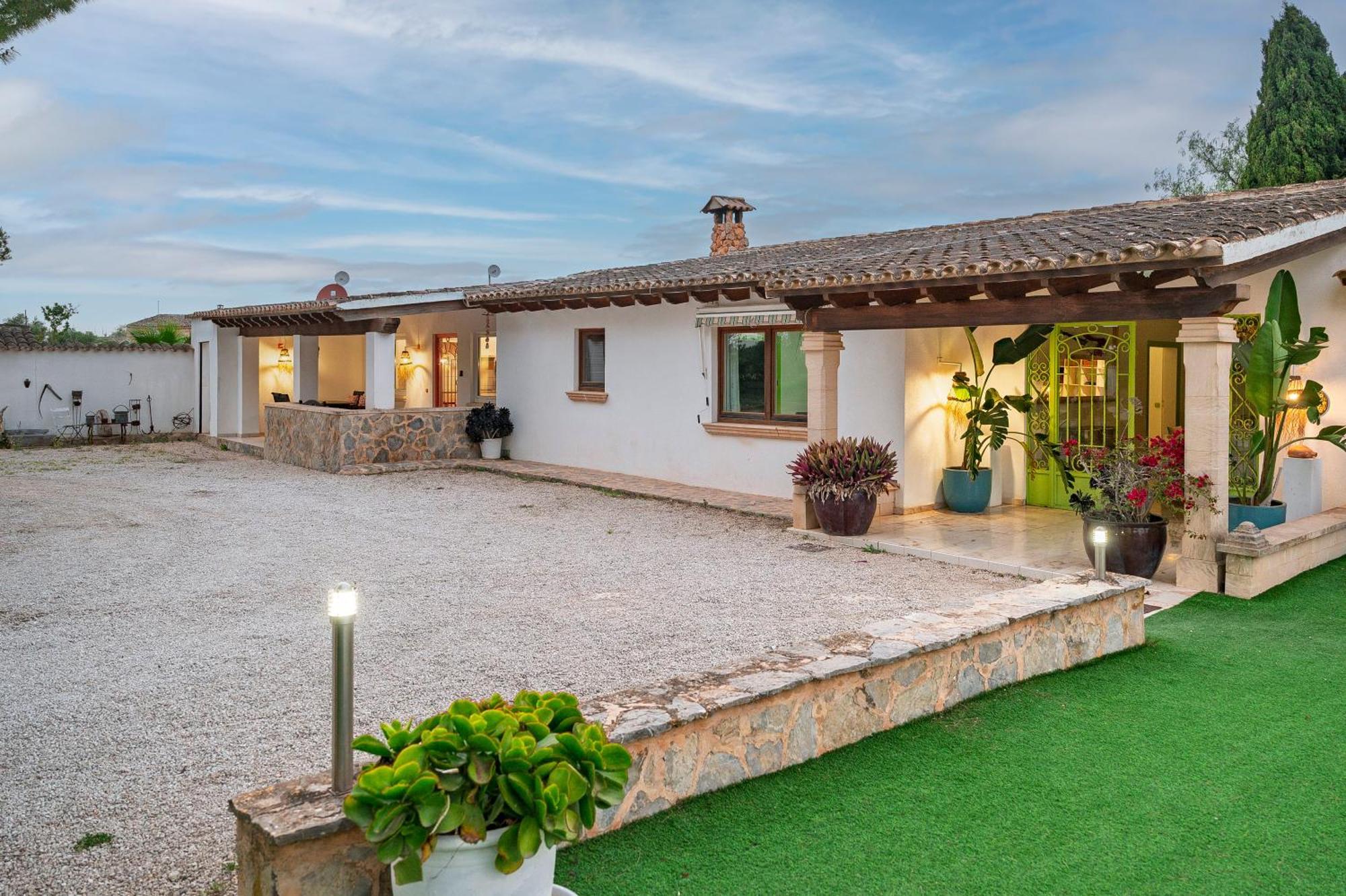 Del Artista Super Lujo Villa