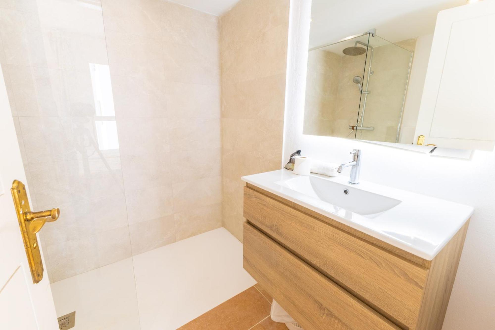 Apartment With Wifi And Pool Port de Pollenca