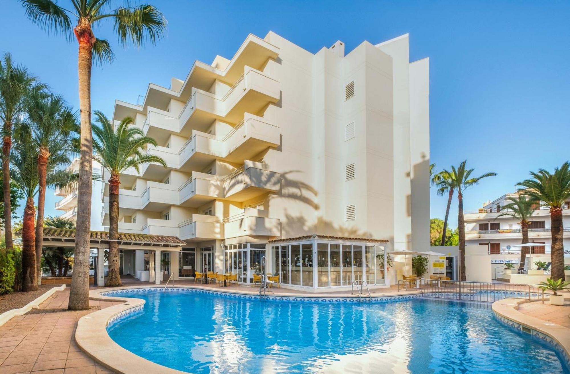 Cabot Cap De Mar Hotel Cala Bona (Mallorca)