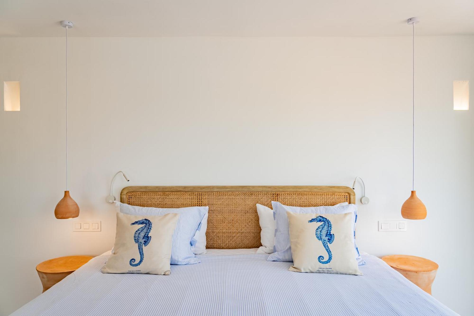The Sea Club Bed and breakfast